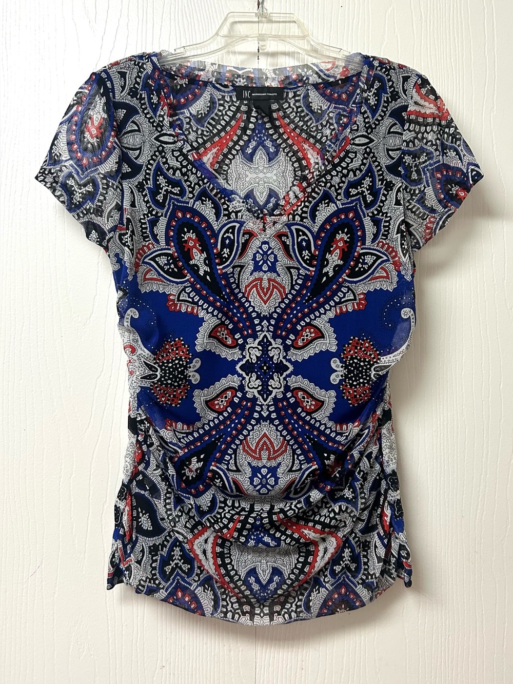 INC International Concepts Navy Blue Red Paisley V-Neck Short Sleeve Top
